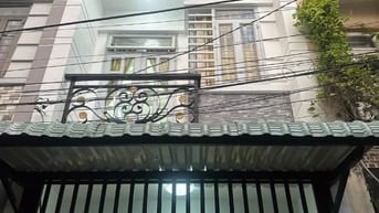 BÁN NHÀ 1 XẸT Q.12 (3.2x10), 2 LẦU, SỔ HỒNG CHUNG, GIÁ 2 TỶ 190TR