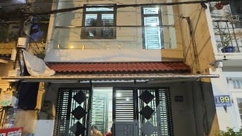 Bán Gấp Mặt tiền Kinh Doanh Đường Hồ Văn Long 