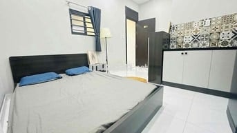 Căn Hộ STU Nội Thất Mới Đầy Đủ , Ban Công Cực To , Lầu 2