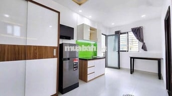 QUẬN 10- BALCON CỬA SỔ TRỜI - FULL NT - GẦN UEH, ĐH YD, Vạn Hạnh Mall,