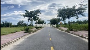 BÁN NHANH LÔ MẶT TIỀN ĐỐI DIỆN CÔNG VIÊN DIỆN TÍCH 150m2 - GIÁ 16tr/m2