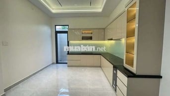 CHO THUÊ NHÀ 3 TẦNG MỚI ĐẸP ĐƯỜNG 6M KDC LỘC VỪNG, THỦ ĐỨC