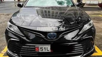 Toyota Camry 2024  2.5 HEV Mid- 4000 km