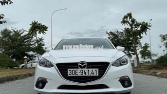 Mazda 3 2016 1.5 AT Sedan - 98000 km