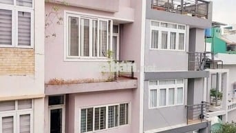 Bán Căn Hộ C/C Tầng Trệt, Lầu 2, Nguyễn Thiện Thuật, Quận 3, DTSD 40m2