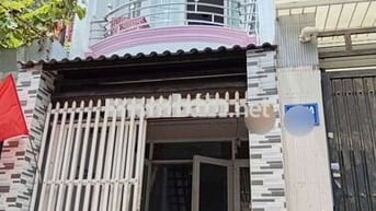 BÁN NHÀ HẺM Ô TÔ 5M, NGAY ĐẠI HỌC CÔNG THƯƠNG, 2 TẦNG 2PN