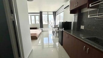 TRỐNG CĂN HỘ FULL NỘI THẤT CAO CẤP-CỬA SỔ BANCOL LỚN