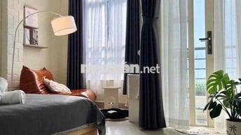 🔥CHDV Quận 1_Decor Xinh_1PN Balcony_Full NT _Đi Bộ Qua UEH (ISB)
