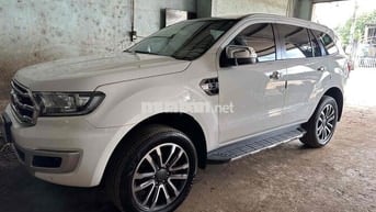 Ford Everest 2019 Trend 2.0L  AT 4x2 - 150000 km