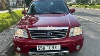Ford Escape 2004 2.3L XLS - 245000 km