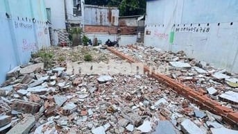 Sát Đầm Sen - 66m2 - xây full đất - ngang 4,4 - 4 tỷ 5