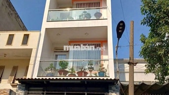 Nhà nguyên căn dt 4×18 trệt 2 lầu sân thượng 4pn5wc hẻmtải thông TkTQ
