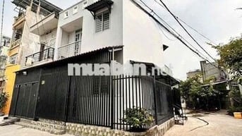 NHÀ CĂN GÓC THÔNG THOÁNG DT 6x15 1TRỆT 1LẦU 3PN 2WC HẺM ÔTÔ XE TẢI
