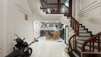 Bán nhà Đại Từ, Hoàng Mai, Ô tô, gần phố, 50m2, 10.2 tỷ(CTL)