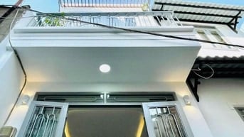 Bán mặt tiền chợ , đường 5m có lề, 60M NHÀ VUÔNG VỨC 2,75 TỶ THƯƠNG LƯ