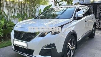PEUGEOT 5008 SX 2018