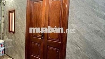 Siêu Hiếm Bán Căn Hộ Tập Thể Nguyễn Văn Cừ 45M Trung Tâm Gia Thuỵ,LB