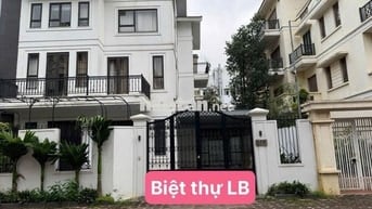 CẦN BÁN BIỆTTHỰ LIỀN KỀ THỰ SÀI ĐỒNG LONG BIÊN HÀ NỘI.