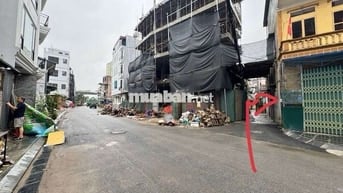 CHÍNH CHỦ CẦN BÁN ĐẤT THƯỢNG THANH, NGÕ THÔNG, 20M RA OTO TRÁNH .