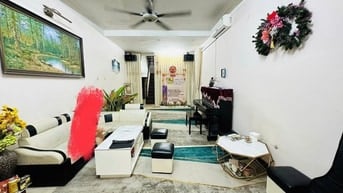 Huỳnh Thúc Kháng, 52m2, 2 mặt ngõ, 3 thoáng, phân lô, ô tô tránh, đẹp