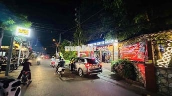 BÁN NHÀ MẶT TIỀN KINH DOANH NGANG LỚN 11x11m SHR GẦN LÊ VĂN QUỚI