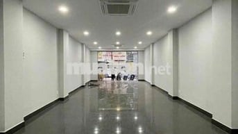 Cho thuê nhà mặt tiền Cao Thắng Q3, giá chỉ 30tr