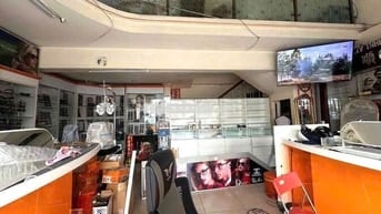 Cho Thuê Nhà Đường Trần Hưng Đạo, Quận 5 ( KD Tự Do - Ngang 8m )