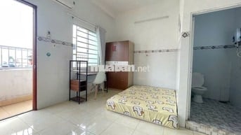 GIÁ GIẢM SỐC CHO SINH VIÊN !!! STUDIO BAN CÔNG CỬA SỔ TRỜI