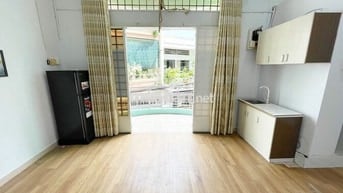 PHÒNG NỘI THẤT GIÁ RẺ CẠNH SÂN BAY