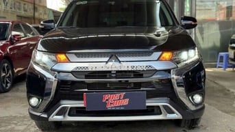 Mitsubishi Outlander 2020 Premium 2.4L,màu đen,1v2