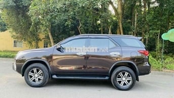 Toyota Fortuner 2017 2.4G 4x2 - 180000 km