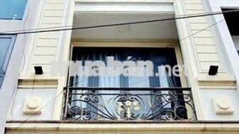 Cần cho thuê nhà MT 615A Đường 3/2 P.8 Q.10