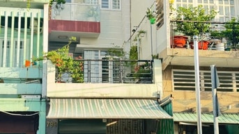 Bán nhà MT Phạm Thế Hiển P4Q8. 3.9x17m 1 trệt 2 lầu ST