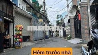 Nhà đối diện Lotte mart Gò Vấp 4 tầng sẵn dòng tiền