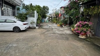 Chính chủ bán nhà shr 4*14m ,nhà có hẻm mặt sau thông thoáng