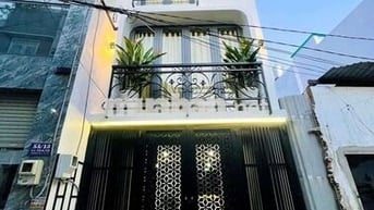 Bán nhà trệt 4 lầu Đường số 1, 1 trục Lê Đức Thọ, hẻm 4m.