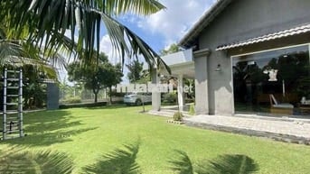 BIỆT THỰ 1500M2 SÂN VƯỜN RỘNG MÁT MẺ, SẴN HỒ BƠI NGAY TAM BÌNH THỦ ĐỨC