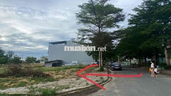 bán lô đất đẹp đối diện cổng chợ Điện Dương giá rẻ vừa ở cừa kinh doan