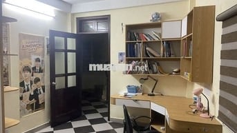 Nhà 70 m2 (3 phòng ngủ) Phố Phương Liệt, Thanh Xuân, Hà Nôi