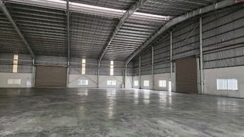 CHO THUÊ KHO, NHÀ XƯỞNG 810M2, SẴN ĐIỆN NƯỚC, PCCC, TRONG KCN HOÀ CẦM