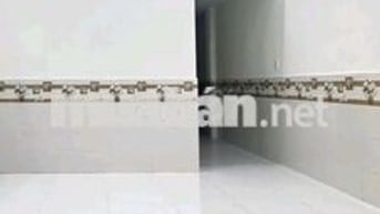 Nhà mới  dt4*15m,2pn, gác đúc lững,hẽm thông xe hơi chạy