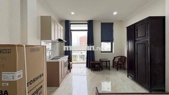 Cho Thuê Căn Studio Ban Công Thang Máy Full NT Ngay SVĐ Phú Thọ Q10