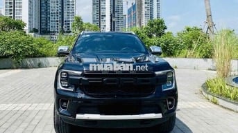 Ford Everest 2023 Titanium 2.0 AT 4x4 màu đen