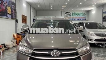 Toyota Innova 2017 2.0E - 90000 km