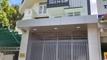 Bán nhà cấp 4 mặt tiền Phạm Hữu Lầu Quận 7, DT 4.1x17m, Có HĐ thuê sẵn