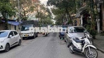Mặt phố Phúc Xá Mới, 3 Oto tránh, vỉa hè, 35m2, giá 12 tỷ