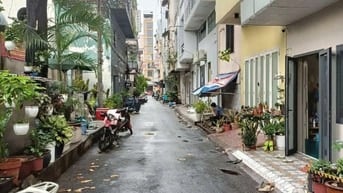 Bán nhà riêng tại Sư Vạn Hạnh, 12,5 tỷ, 43m2, giá cực chất, Phường 12