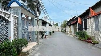 BÁN NHANH C4  NHÀ 820 TRIỆU MẶT NHỰA 6m Ở NGAY THỚI TAM THÔN - HÓC MÔN
