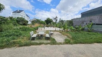 Đất rẽ 2 mặt tiền KDC Hố Lang,Tân Bình,TP Dĩ An