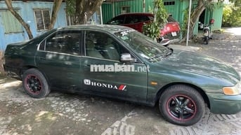 Honda Accord 1994 2.0 MT - 250000 km